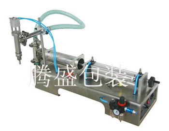 供应长春哈尔滨沈阳卧式气动液体灌装机 收缩机 旋盖机 折纸机等多种包装机械